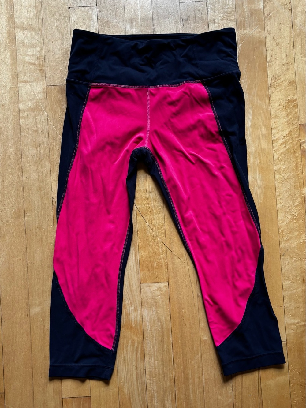Athleta Black and Pink Capri Leggings